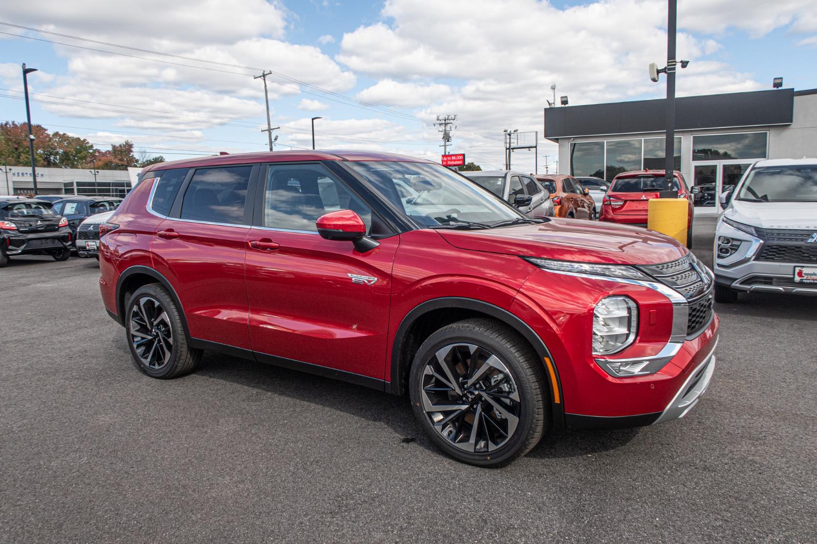 2025 Mitsubishi Outlander PHEV SE