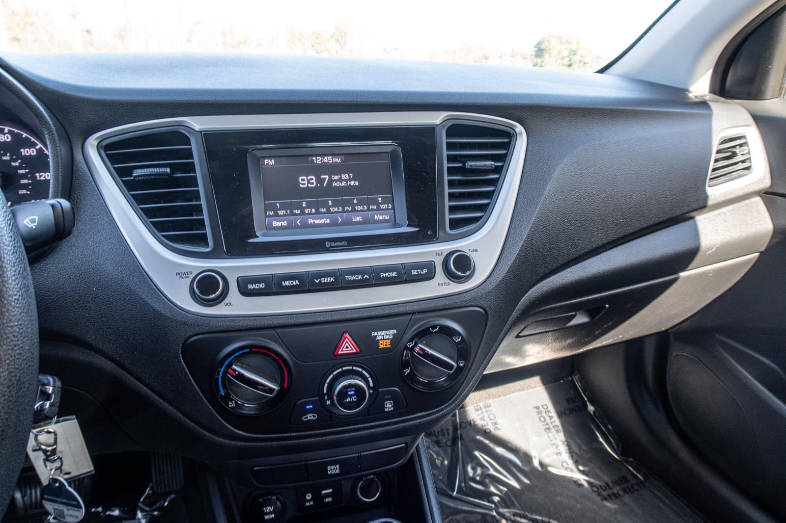 2021 Hyundai ACCENT SE