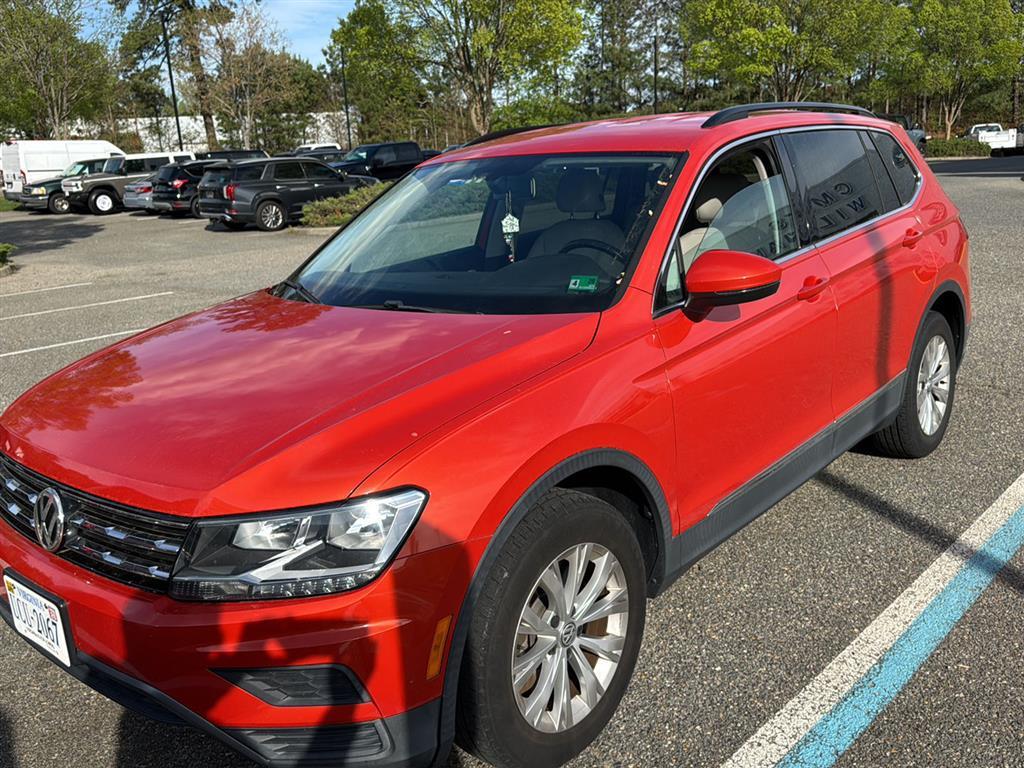 Habanero Orange Metallic 2018 Volkswagen Tiguan SE 4Motion SUV / Crossover All-Wheel Drive Automatic