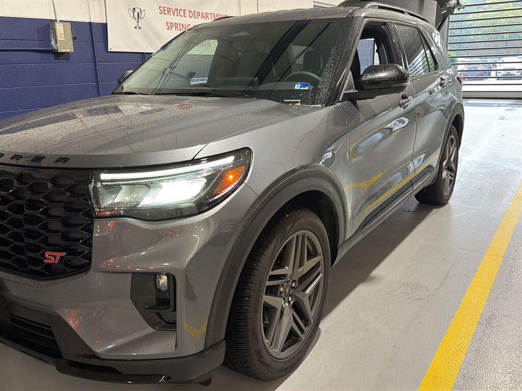 Carbonized Gray Metallic 2026 Ford Explorer SUV / Crossover All-Wheel Drive Automatic