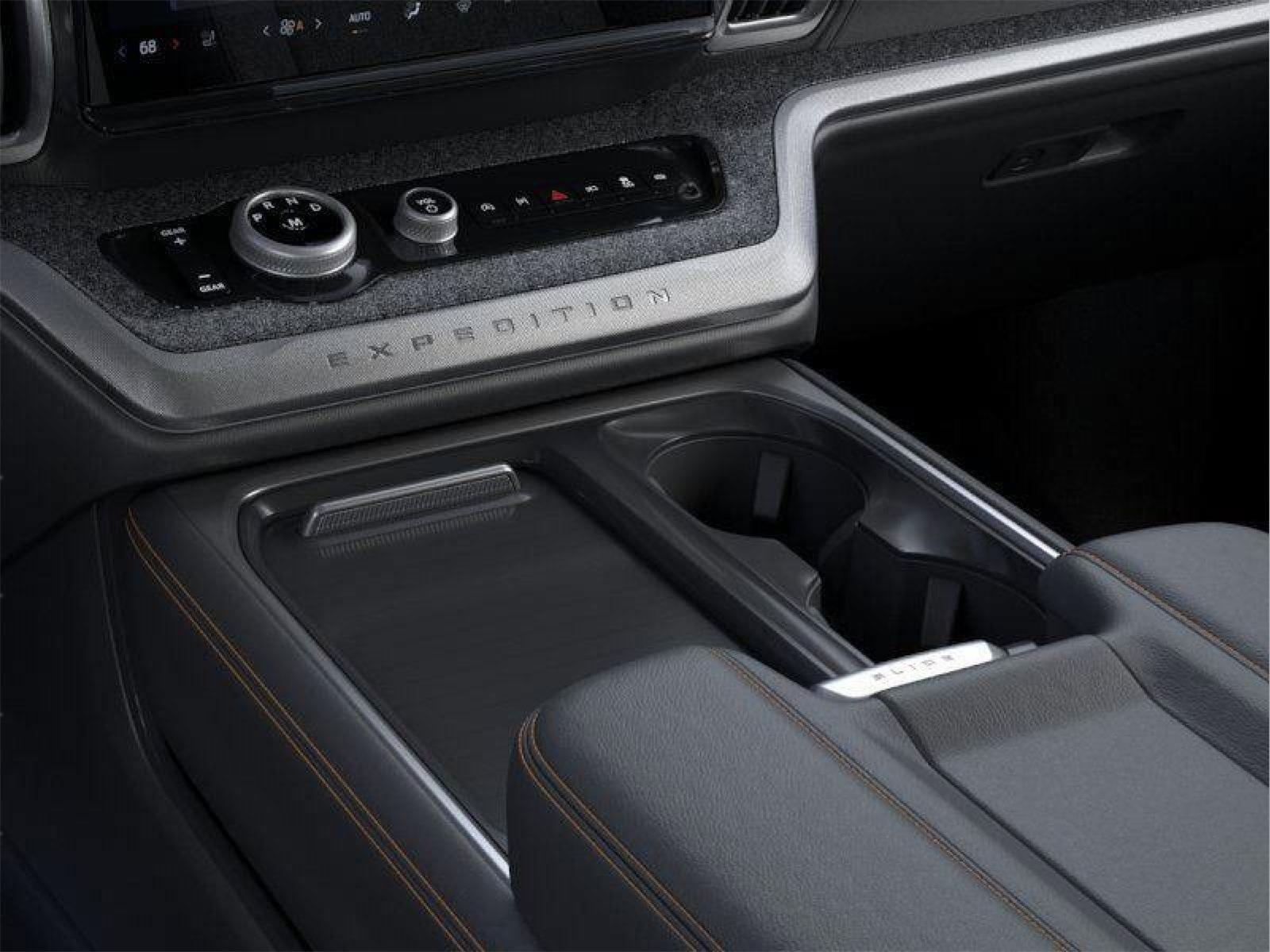 2025 Ford Expedition Tremor - Photo 15