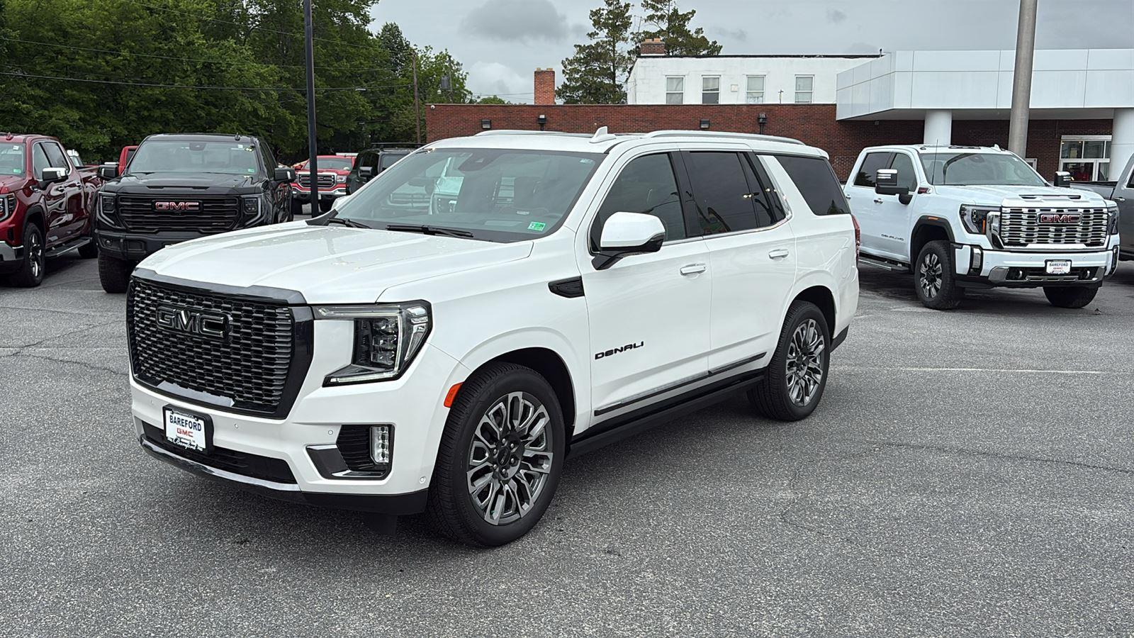 White Frost Tricoat 2024 GMC Yukon Denali Ultimate 4WD SUV / Crossover Four-Wheel Drive Automatic
