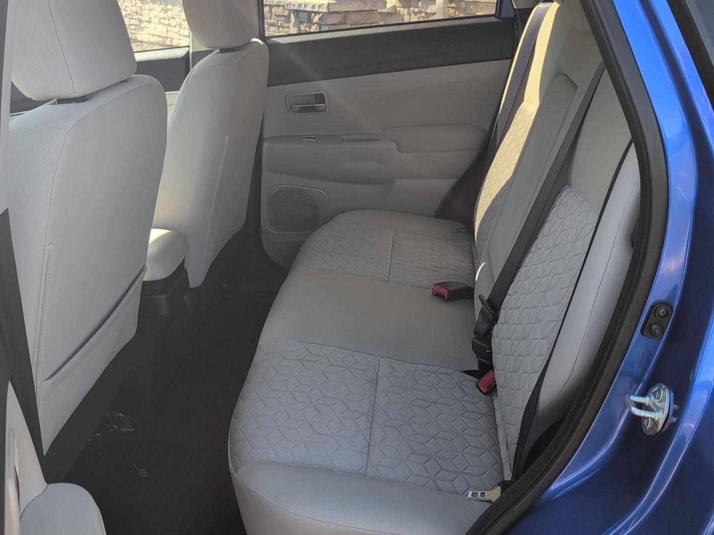2020 Mitsubishi Outlander Sport ES photo 16