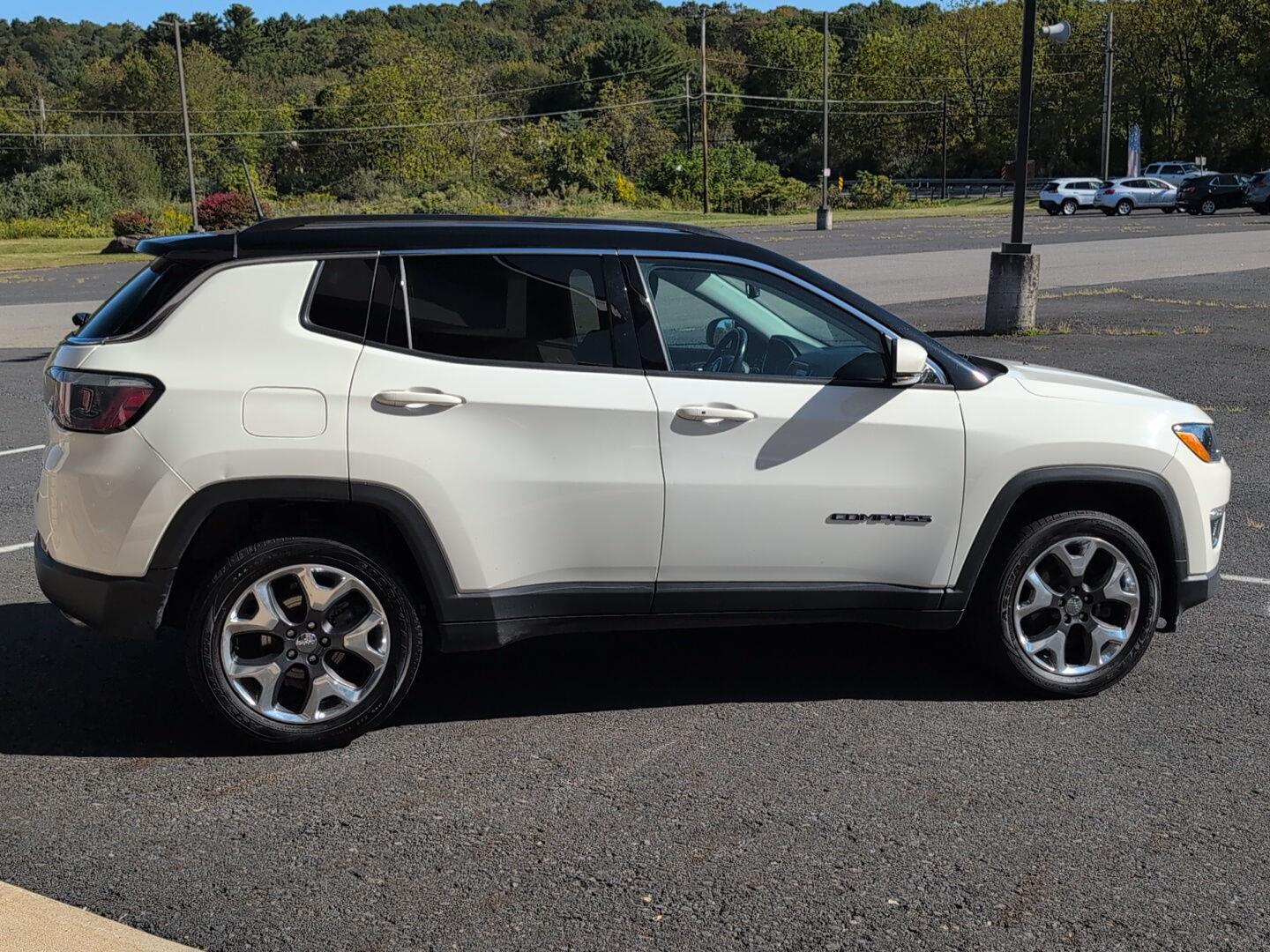 2018 Jeep Compass Limited photo 5