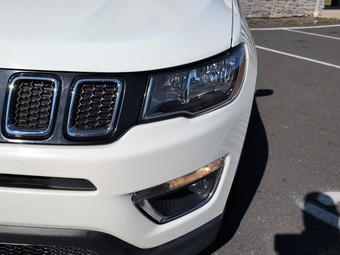 2018 Jeep Compass Limited photo 9