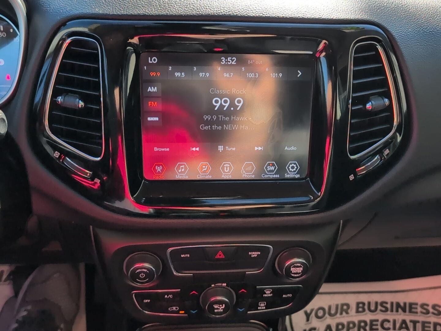 2018 Jeep Compass Limited photo 25