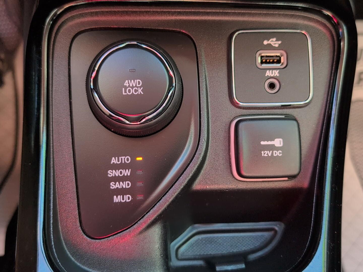 2018 Jeep Compass Limited photo 32