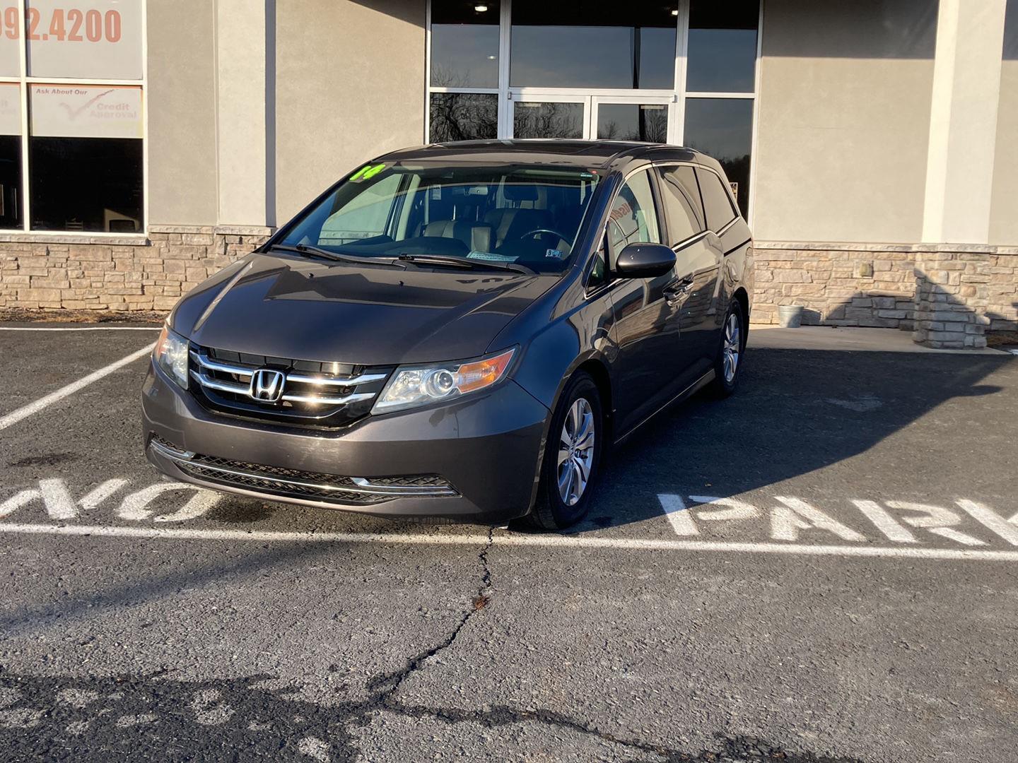 2014 Honda Odyssey EX-L's photo