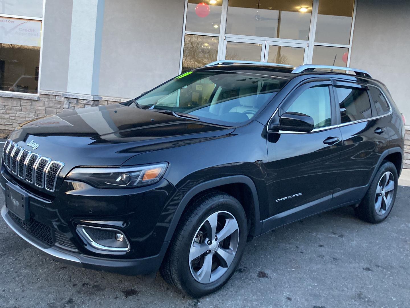 2019 Jeep Cherokee Limited's photo