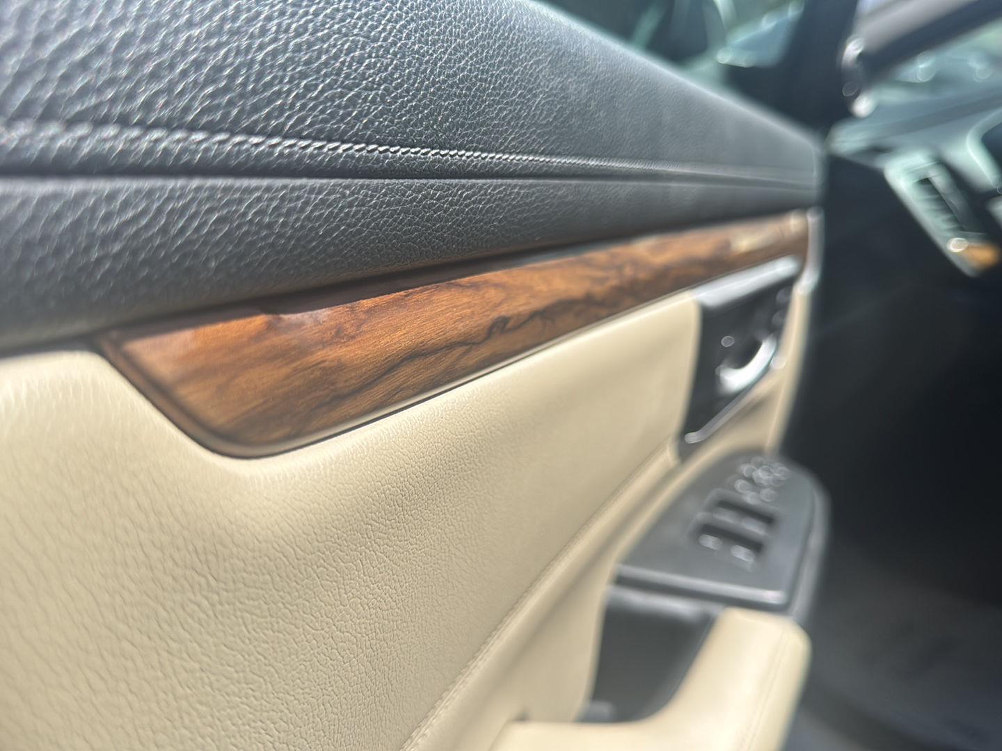 2020 Honda CR-V Touring - Photo 23