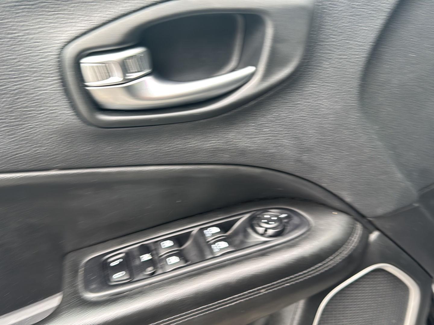 2020 Jeep Compass Altitude - Photo 25