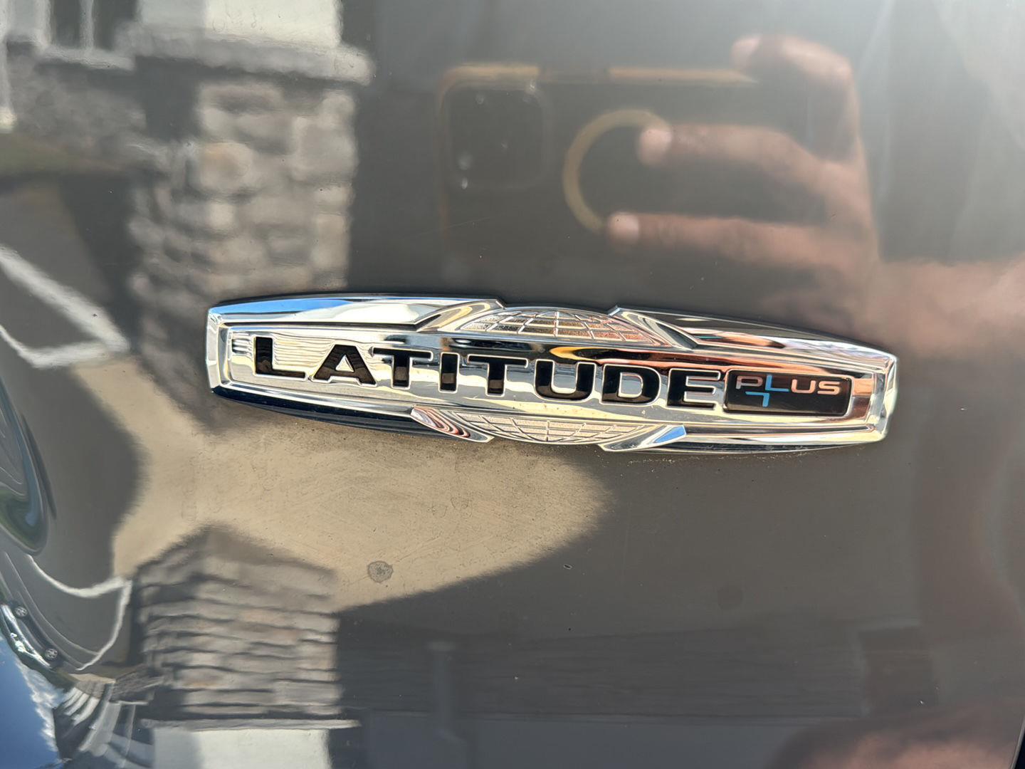 2020 Jeep Cherokee Latitude Plus - Photo 9