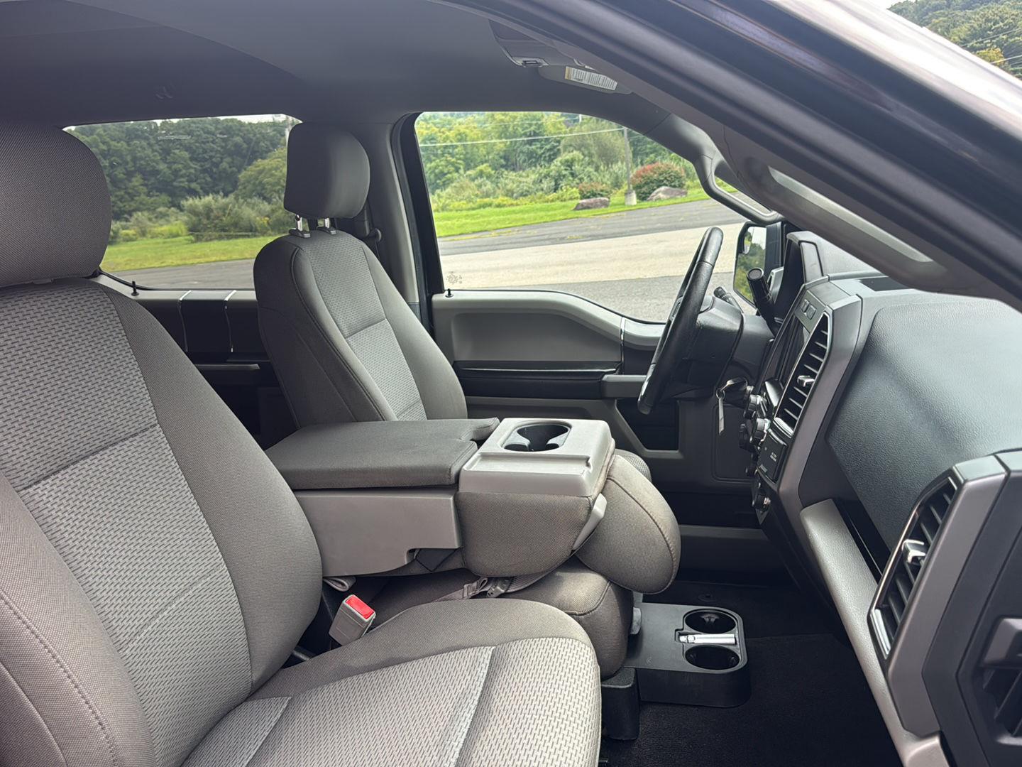 2019 Ford F-150 XLT - Photo 40