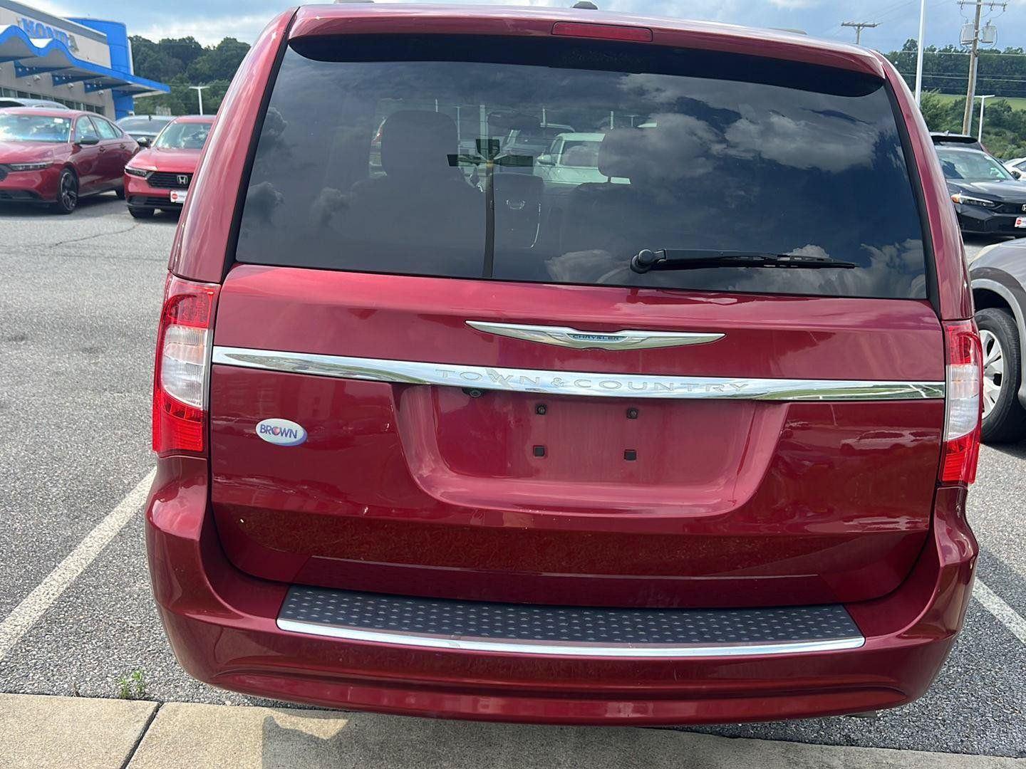 View vehicle photo 4