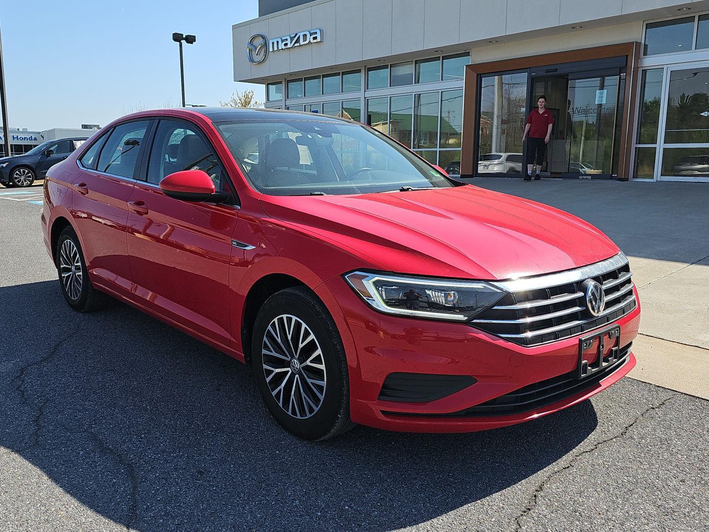 Tornado Red 2019 Volkswagen Jetta SEL FWD Sedan Front-Wheel Drive Automatic