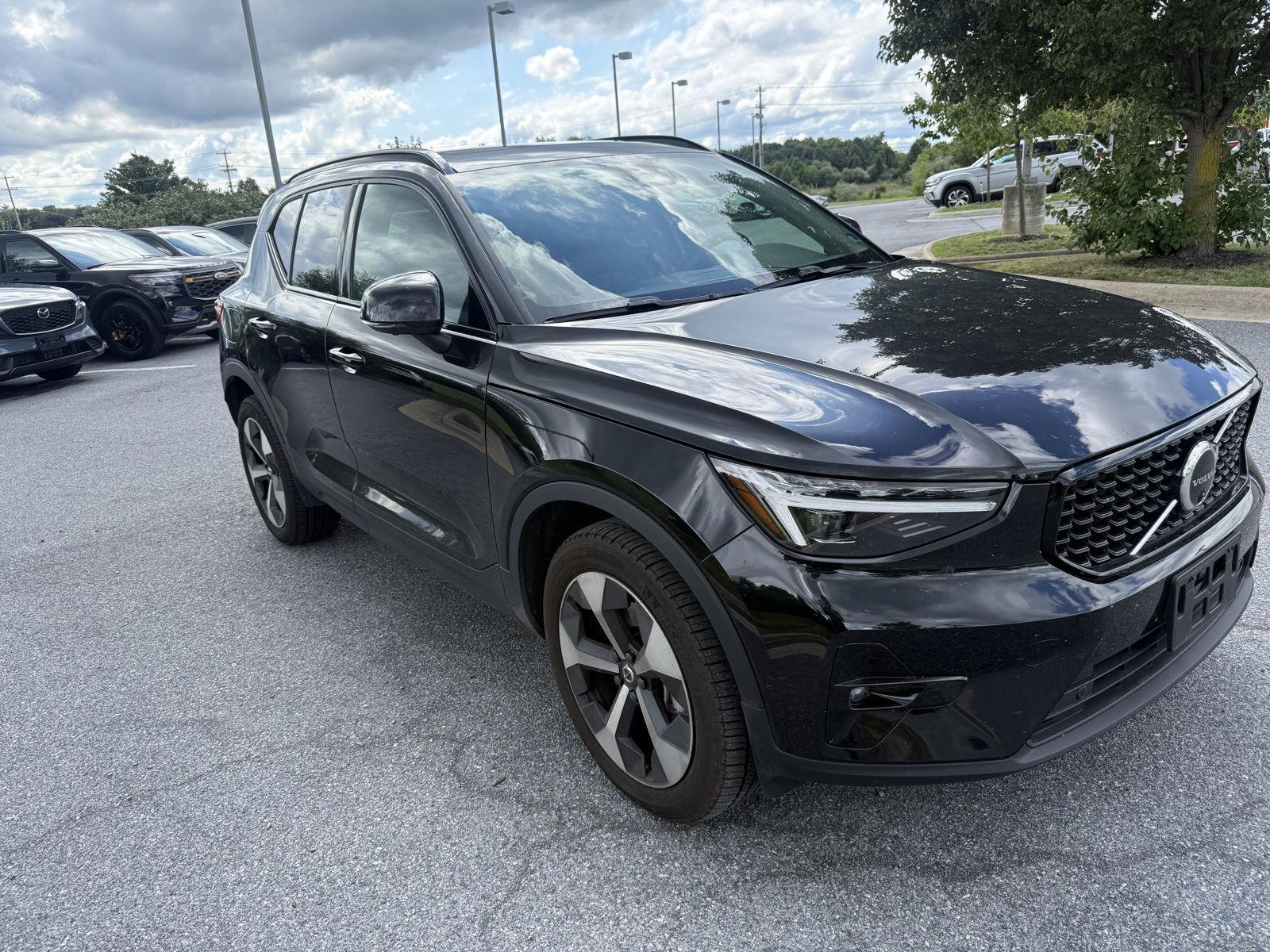 2026 Volvo XC40 B5 Plus AWD