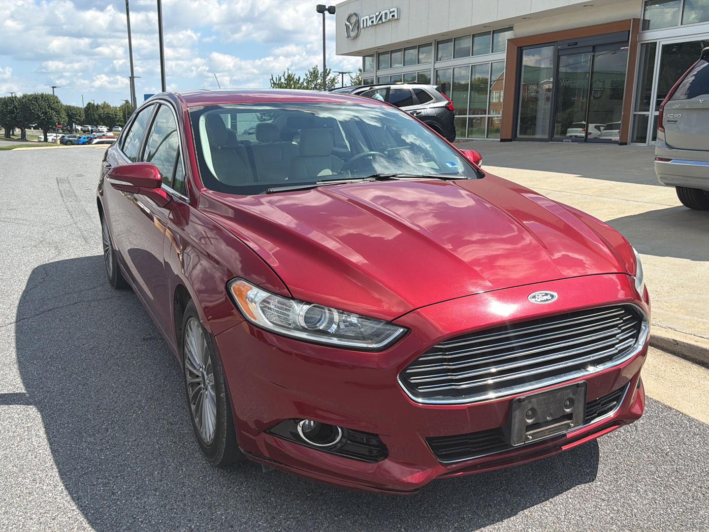 Ruby Red Metallic Tinted Clearcoat 2016 Ford Fusion Sedan Front-Wheel Drive 6-Speed Automatic