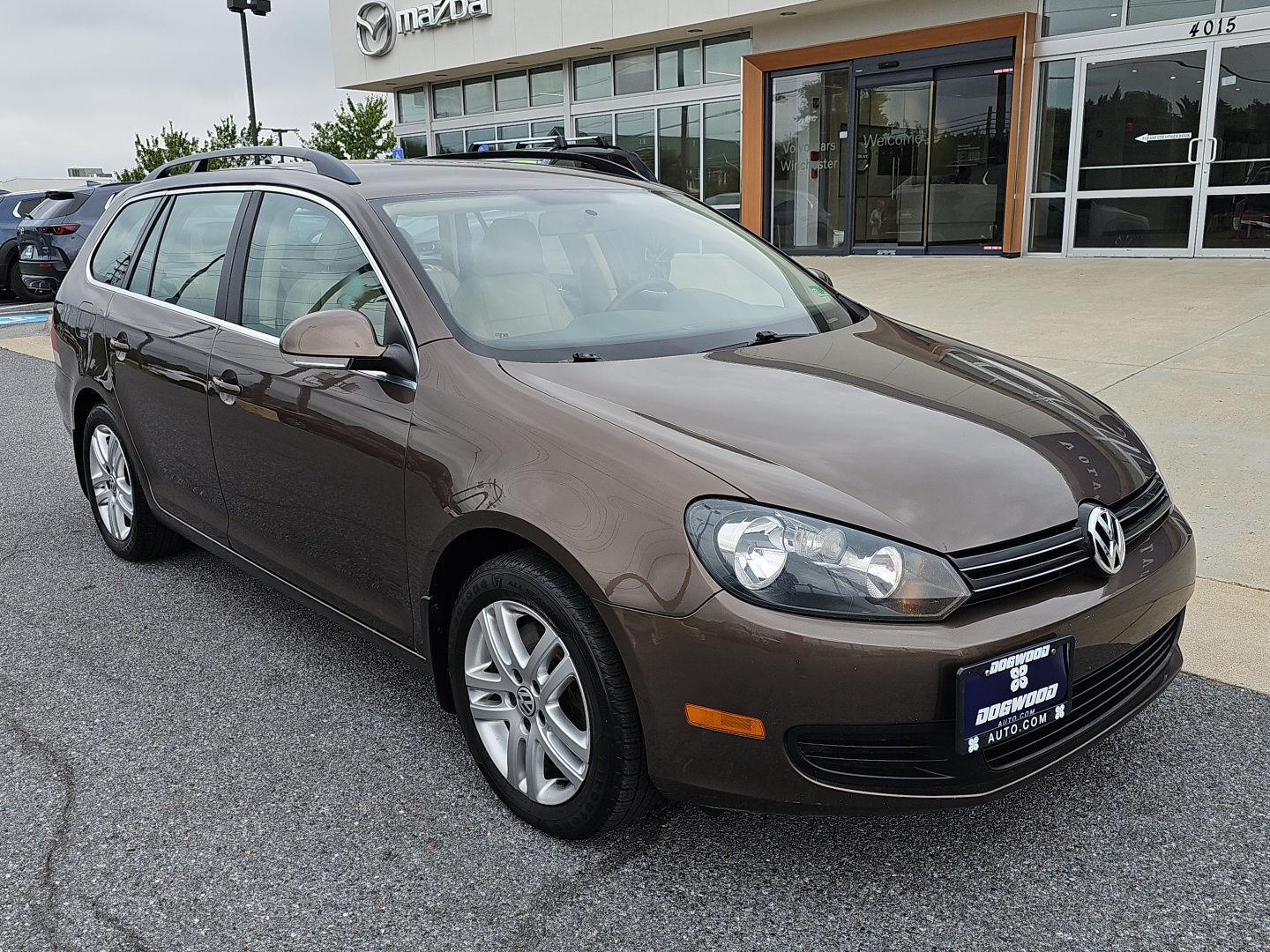 2011 Volkswagen Jetta SportWagen Wagon Front-Wheel Drive