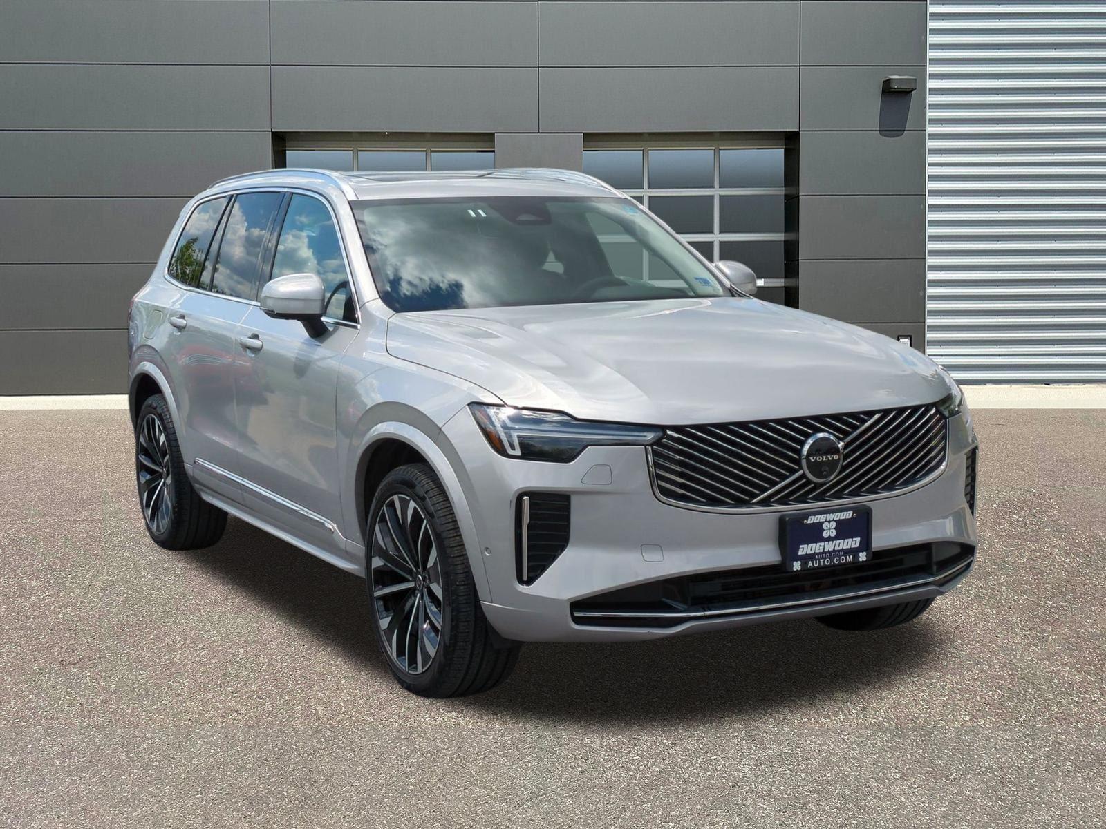 Silver Dawn Metallic 2025 Volvo XC90 B6 Plus Bright Theme 7-Passenger AWD SUV / Crossover All-Wheel Drive Automatic