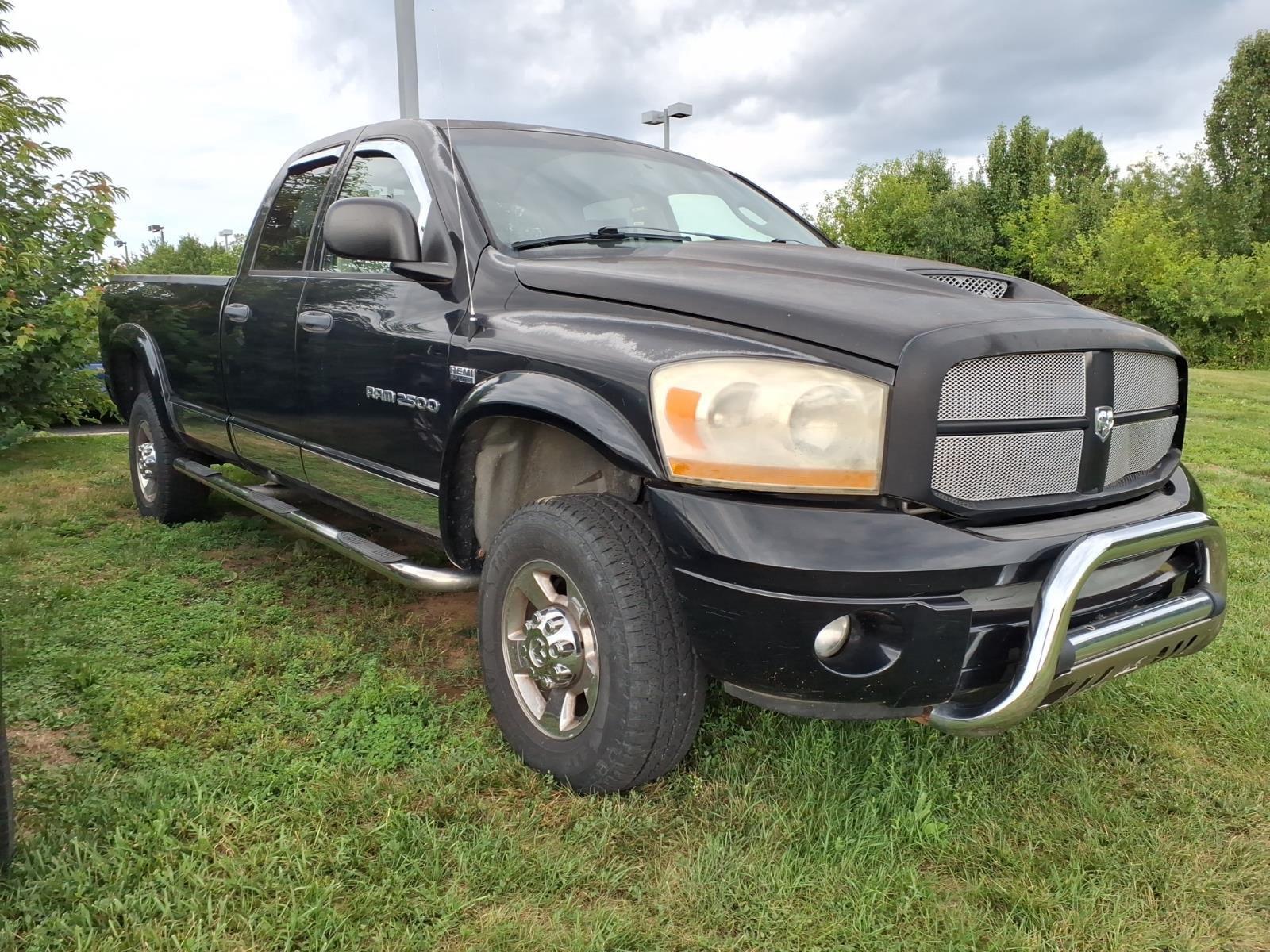 Black 2006 Dodge RAM 2500 Pickup Truck Four-Wheel Drive 5-Speed Automatic Overdrive