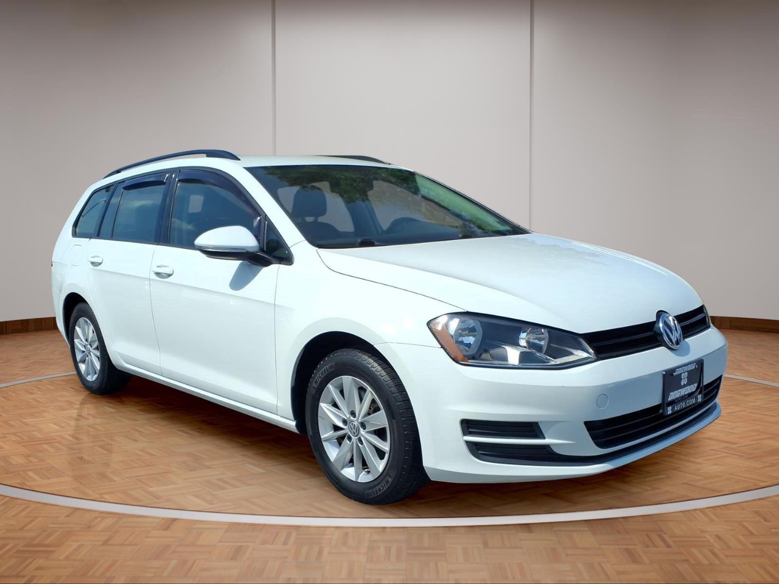 2015 Volkswagen Golf SportWagen S
