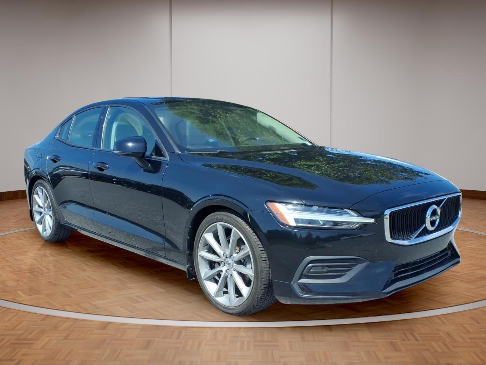  2020 Volvo S60 T5 Momentum FWD   