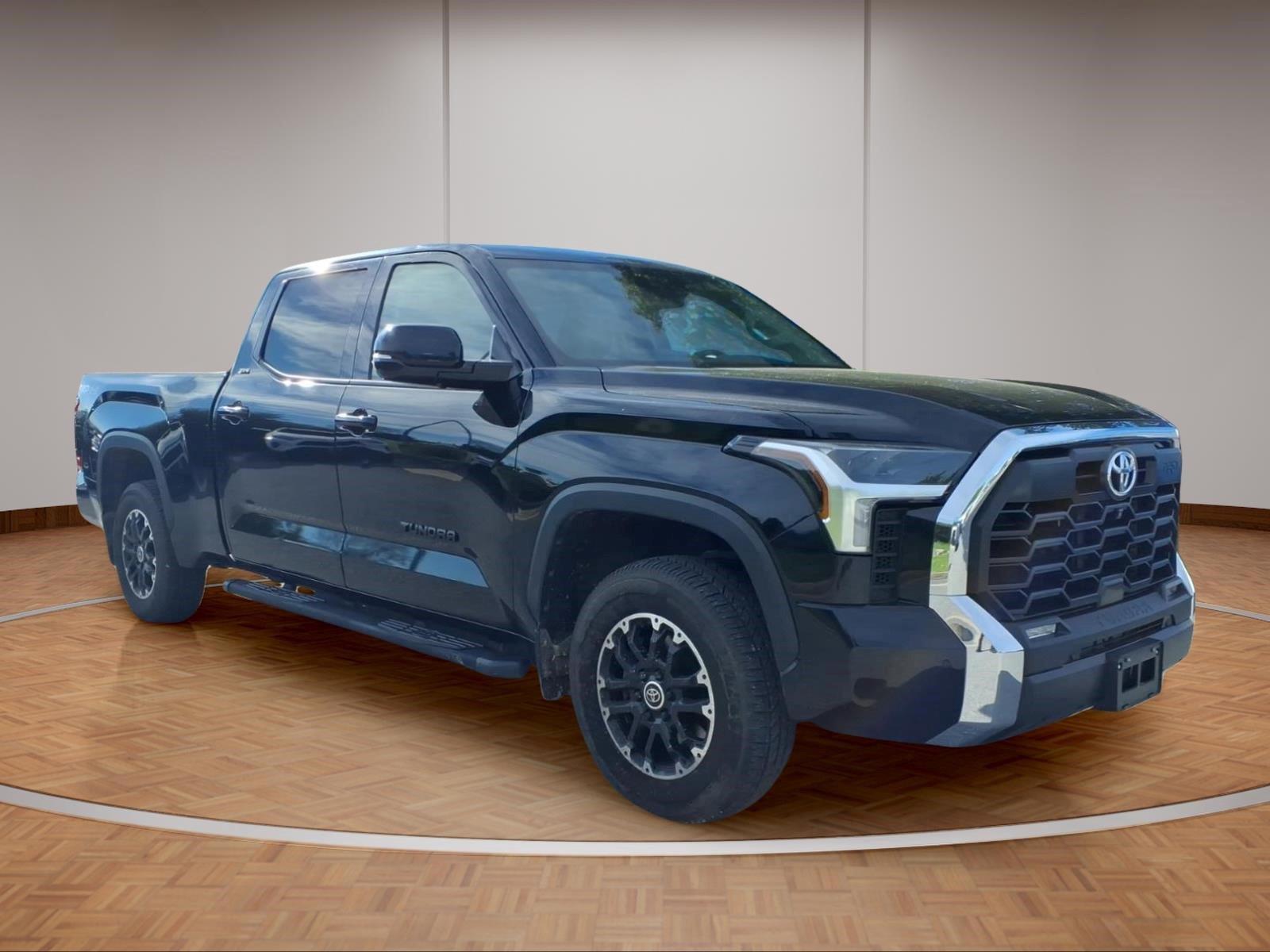 Midnight Black Metallic 2022 Toyota Tundra Pickup Truck Four-Wheel Drive Automatic