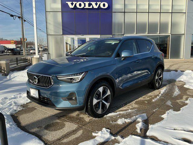 Fjord Blue Metallic 2025 Volvo XC40 B5 Plus Bright Theme AWD SUV / Crossover All-Wheel Drive Automatic