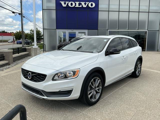 Crystal White Pearl 2016 Volvo V60 Wagon All-Wheel Drive Automatic