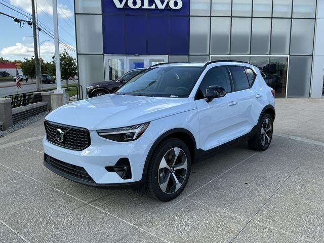 Cloud Blue 2026 Volvo XC40 SUV / Crossover All-Wheel Drive Automatic