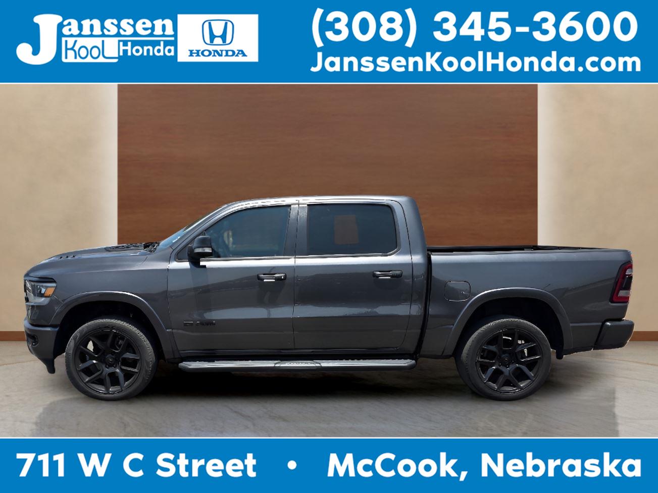  2022 RAM 1500 Laramie Crew Cab 4WD   