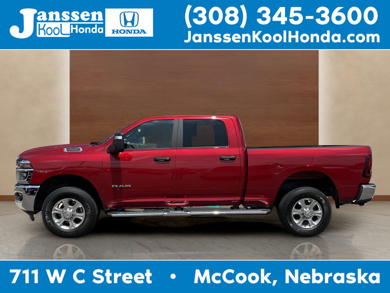 Molten Red Pearlcoat 2026 RAM 2500 Pickup Truck Four-Wheel Drive 8-Speed Automatic