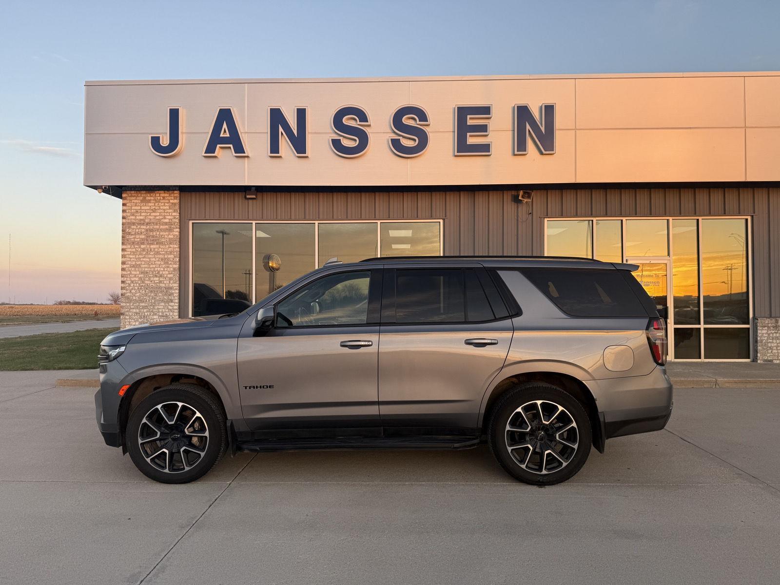 Gray (Satin Steel Metallic) 2021 Chevrolet Tahoe SUV / Crossover Four-Wheel Drive Automatic