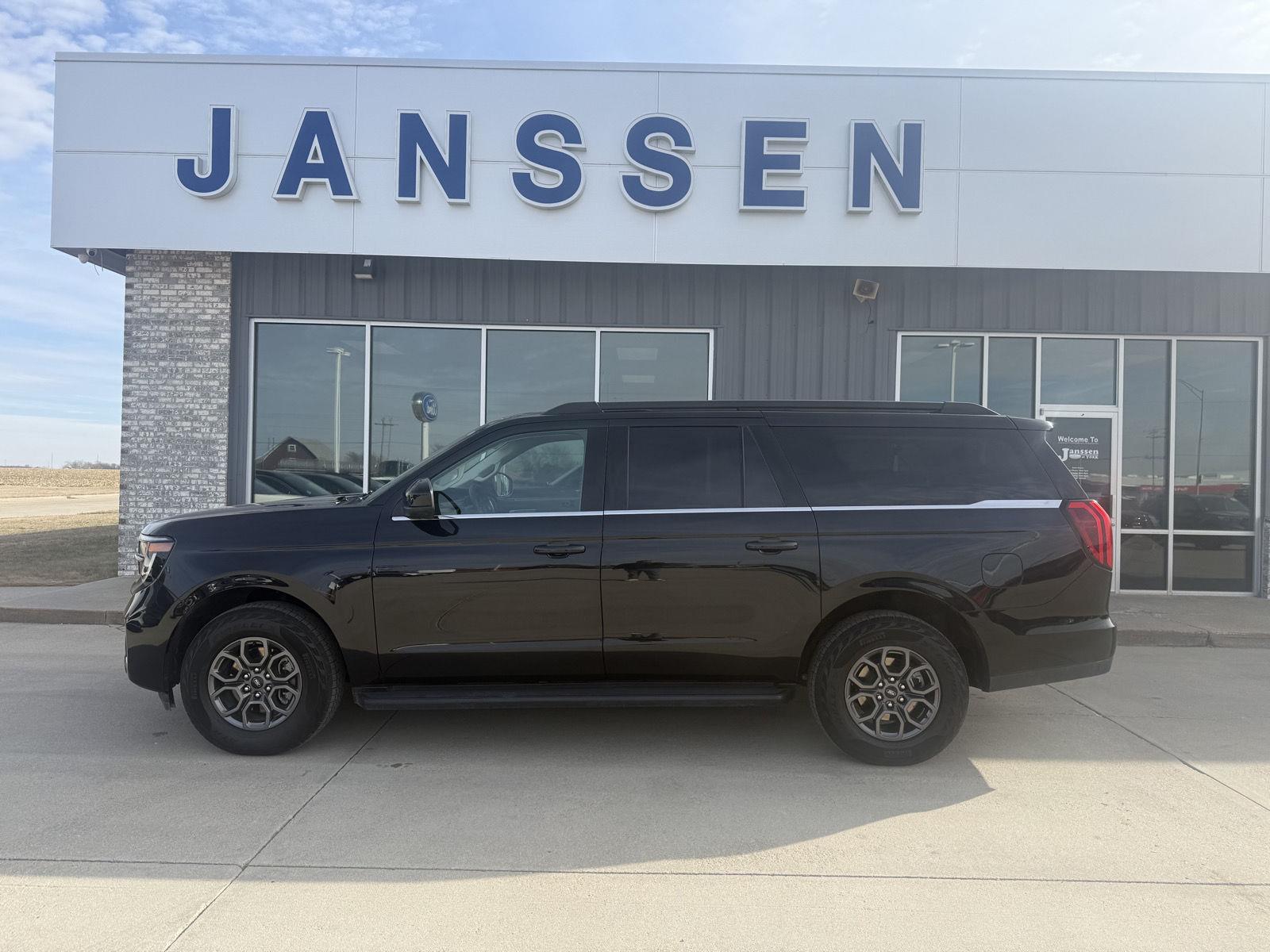 2025 Ford Expedition MAX Active 4WD