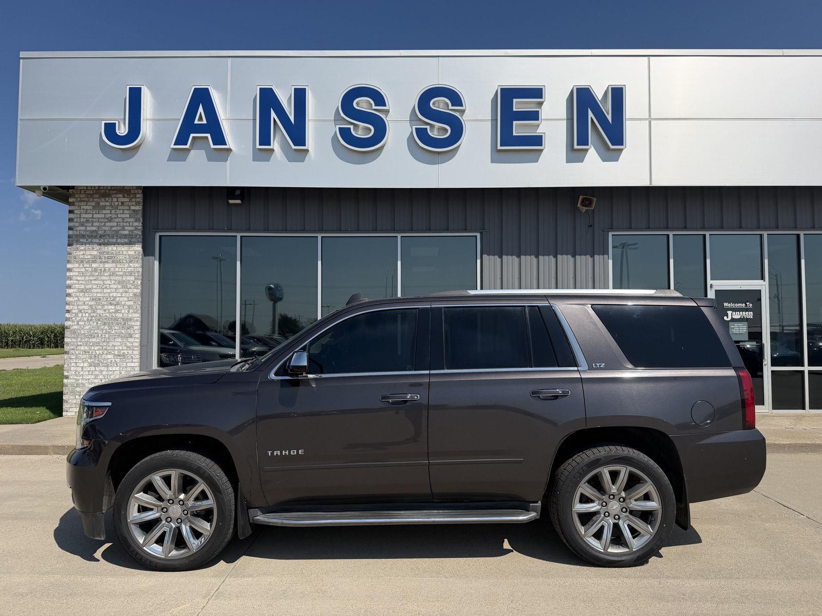 Gray (Tungsten Metallic) 2015 Chevrolet Tahoe SUV / Crossover Four-Wheel Drive 6-Speed Automatic