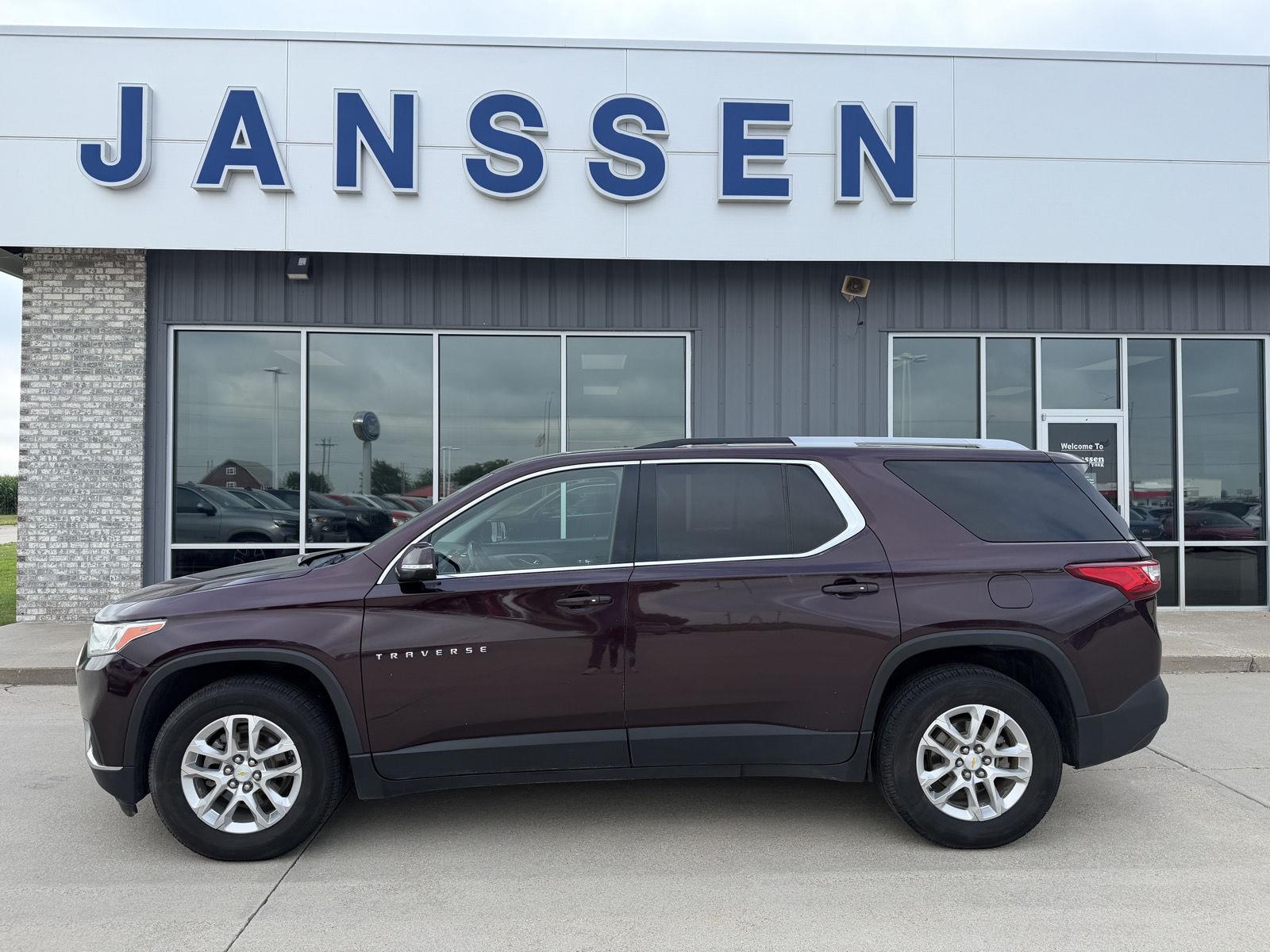 2018 Chevrolet Traverse LT Cloth AWD
