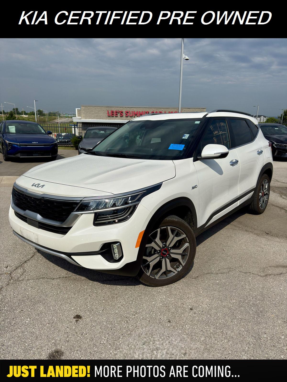 Snow White Pearl 2023 Kia Seltos SUV / Crossover All-Wheel Drive 7-Speed Automatic
