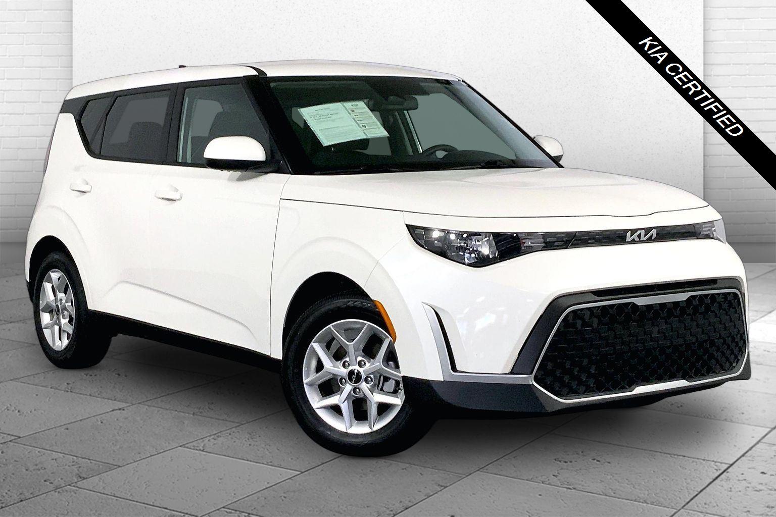 Snow White Pearl 2025 Kia Soul SUV / Crossover Front-Wheel Drive Continuously Variable Transmission