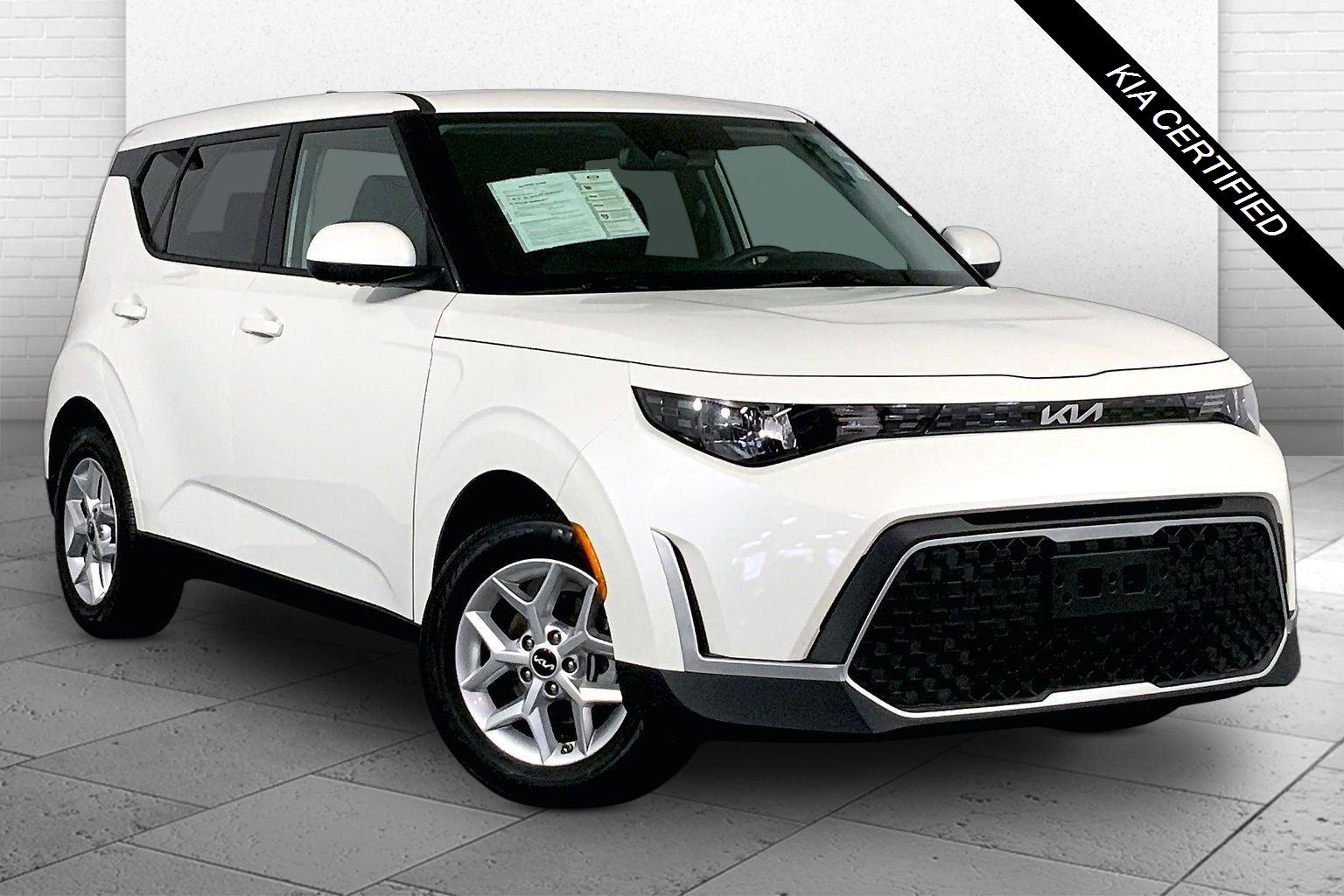 Snow White Pearl 2025 Kia Soul SUV / Crossover Front-Wheel Drive Continuously Variable Transmission