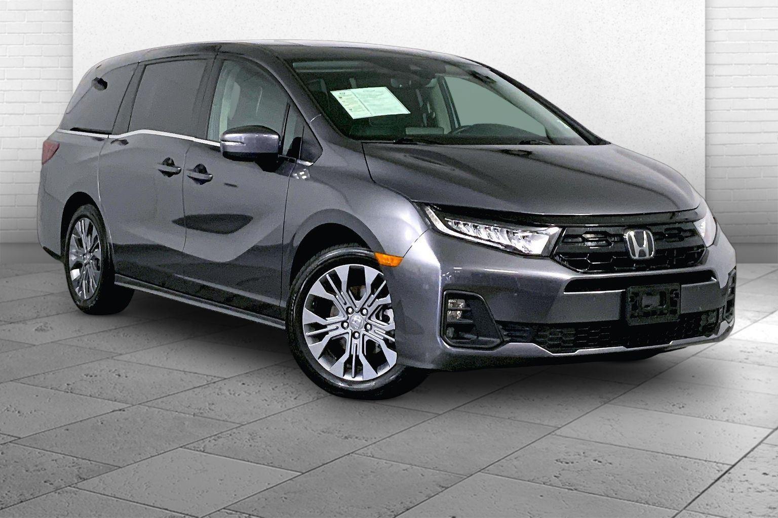 Gray (Modern Steel Metallic) 2025 Honda Odyssey Minivan Front-Wheel Drive Automatic