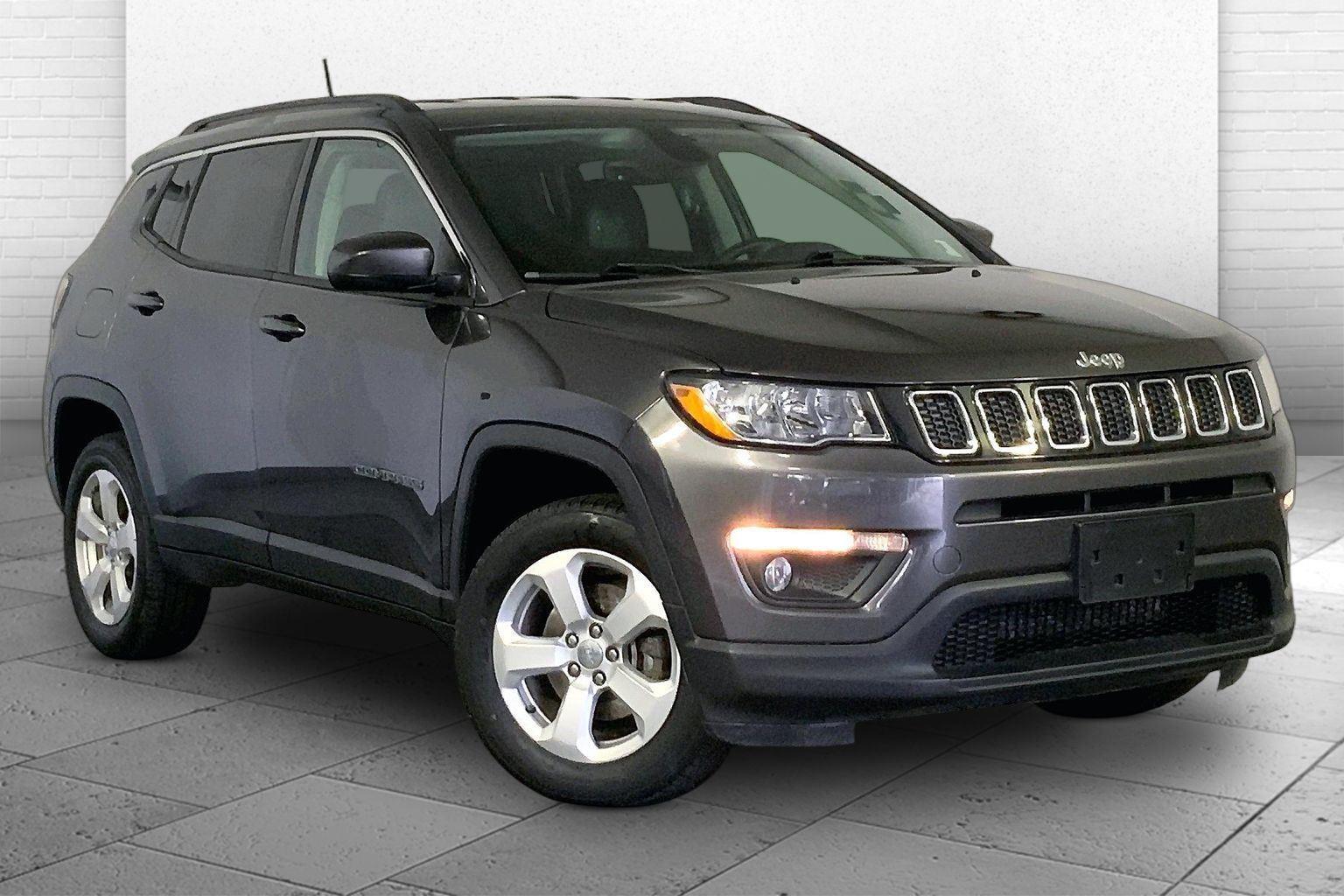 Gray (Granite Crystal Metallic Clearcoat) 2018 Jeep Compass SUV / Crossover Four-Wheel Drive 6-Speed Manual
