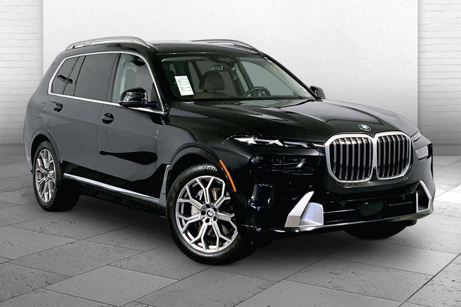  2025 BMW X7 xDrive40i AWD   