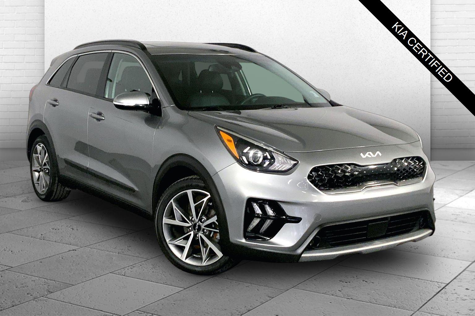  2022 Kia Niro Touring Special Edition FWD   