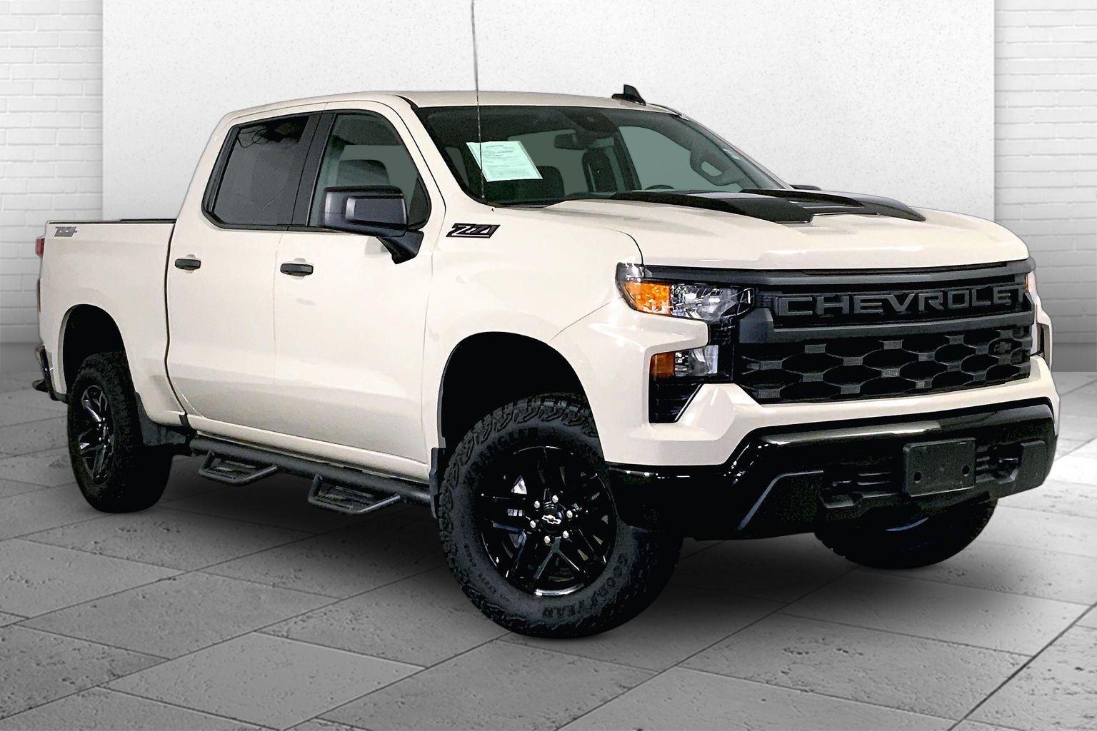  2026 Chevrolet Silverado 1500 Custom Trail Boss Crew Cab 4WD   