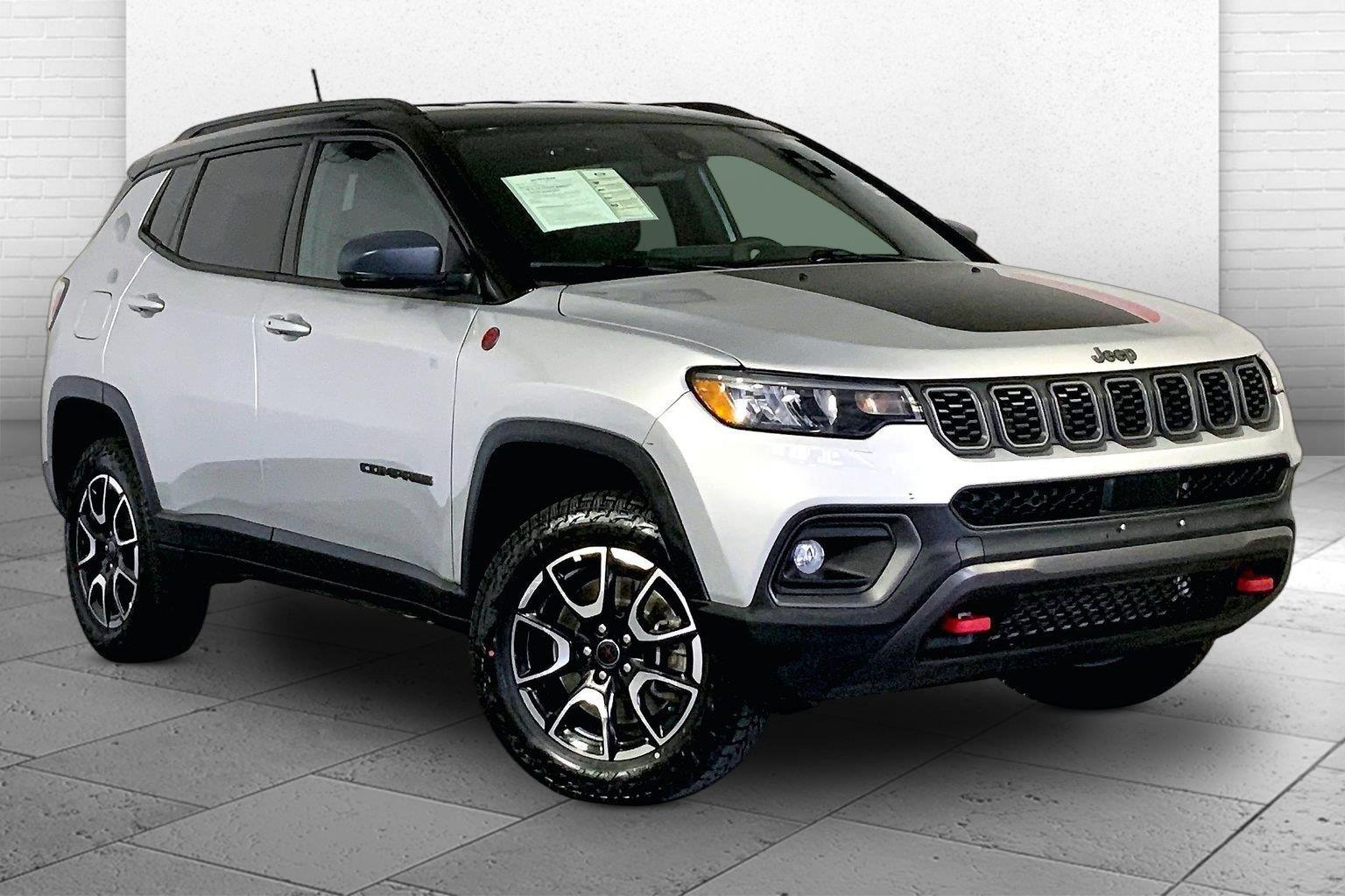  2025 Jeep Compass Trailhawk 4WD   