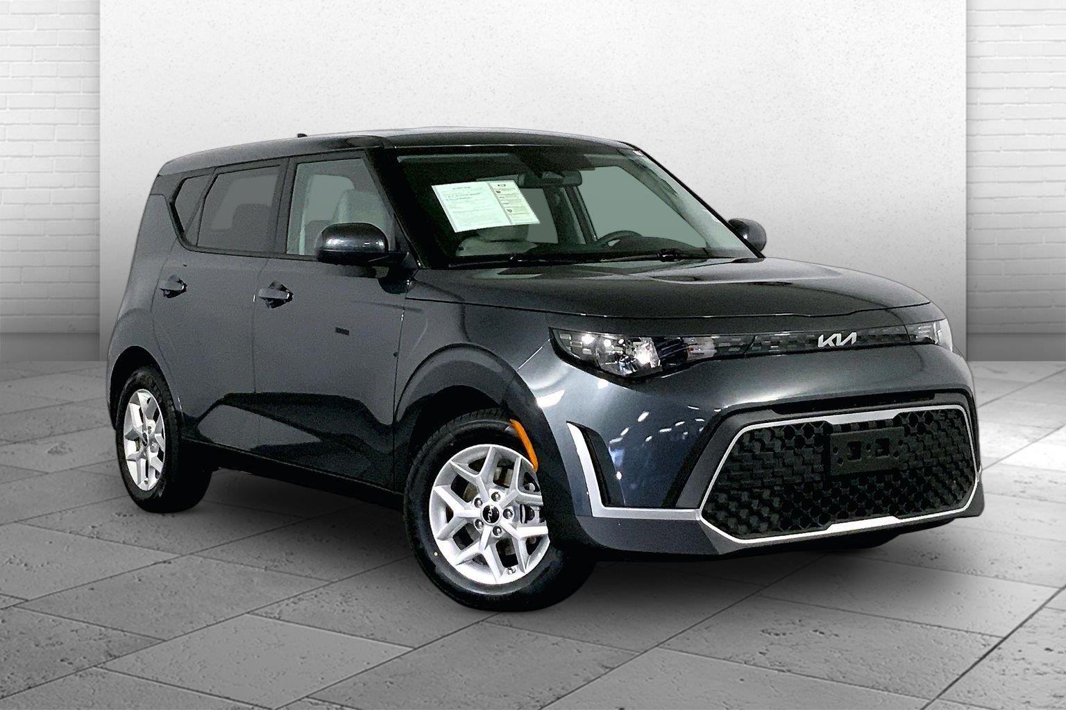 2025 Kia Soul LX FWD