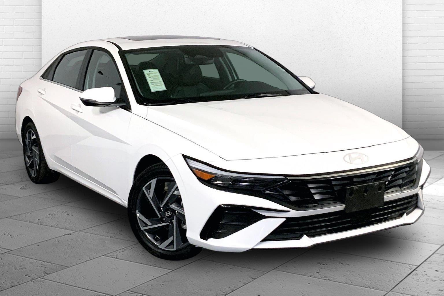 2025 Hyundai Elantra Hybrid Limited FWD   