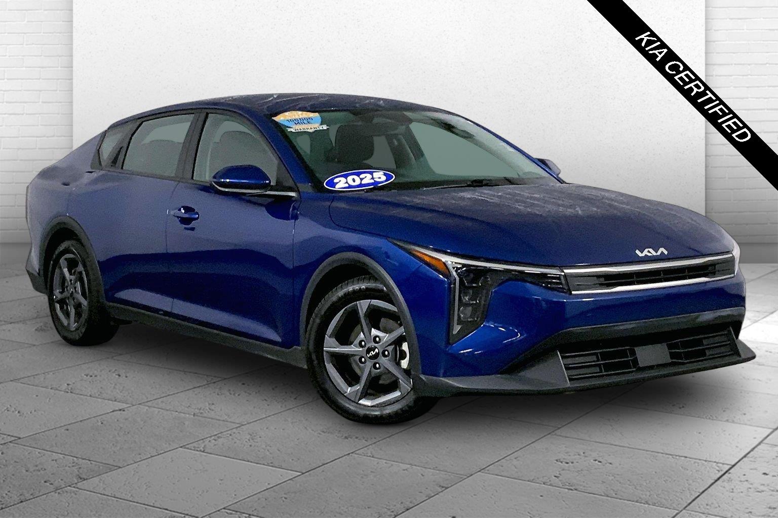2025 Kia K4 LXS FWD