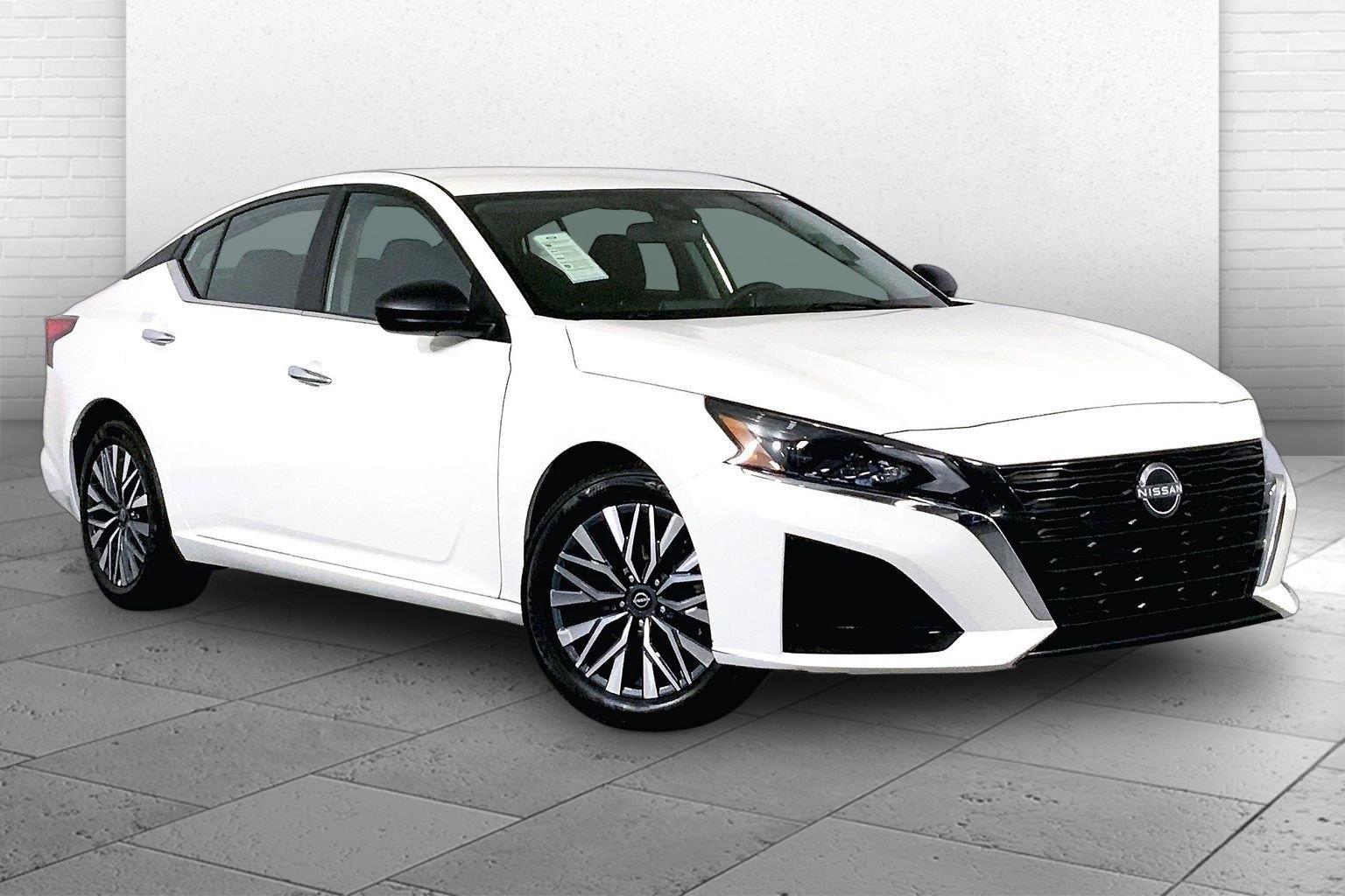  2025 Nissan Altima 2.5 SV FWD   