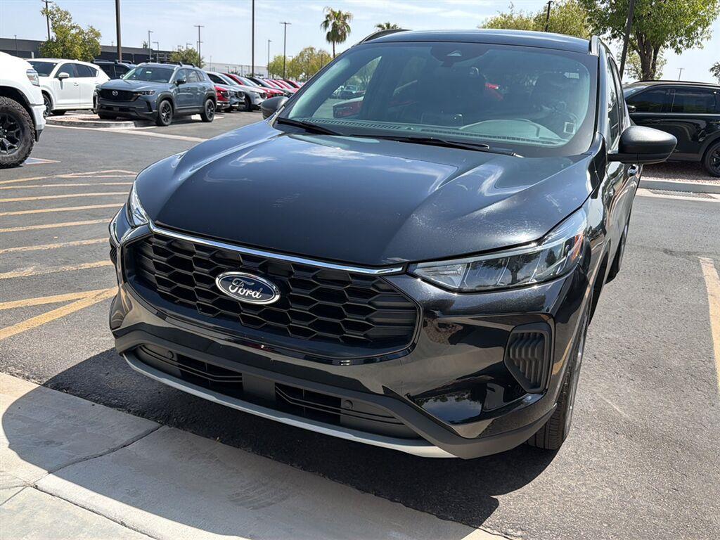 Agate Black 2025 Ford Escape SUV / Crossover Front-Wheel Drive 8-Speed Automatic